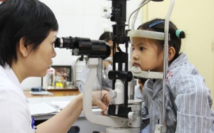 20% trẻ em Việt Nam có nguy cơ mù lòa
