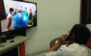 Phẫu thuật cho chiến sĩ Trường Sa từ khoảng cách 2.000 km