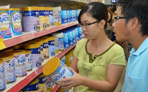 Cục ATTP: Không có chuyện thay đổi thành phần sữa để thành sản phẩm khác