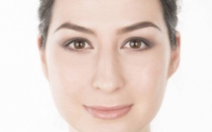 Mi dài, dày, đẹp nhờ... phấn rôm