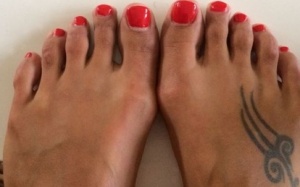 Rút ngắn ngón chân để đi giày cao gót, trào lưu nguy hiểm của các cô gái trẻ