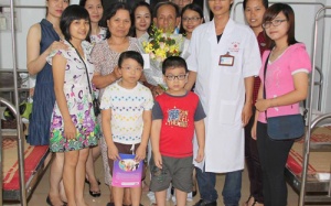 Điều trị miễn phí cho bố thuyền phó tàu cảnh sát biển 2013