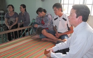 Bé gái hai tháng tuổi tử vong sau khi tiêm: Có thể do sặc sữa