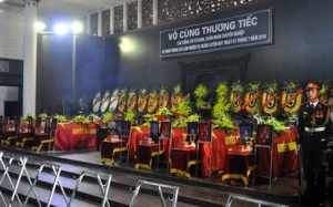 Tiễn đưa các chiến sĩ tử nạn trên chiếc Mi 171