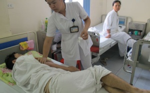 Sa trực tràng hoại tử do thoa thuốc điều trị trĩ