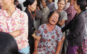 Mẹ con sản phụ chết bất thường : Nguyên nhân có thể do thuyên tắc ối?