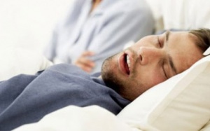 Không sâu giấc do ngưng thở khi ngủ