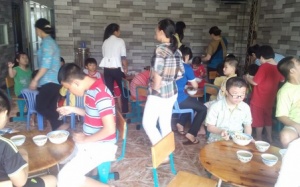 Vụ 'Dạy trẻ tự kỷ bằng... khúc cây': Trường Anh Vương hoạt động trá hình