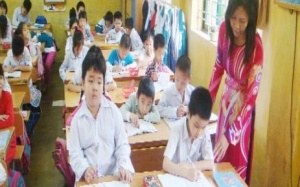 Trẻ tự kỷ: Gian nan con đường đến lớp