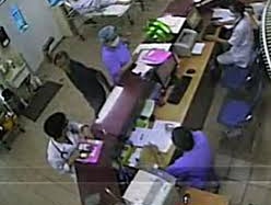 Học được gì từ những vụ bác sỹ bị hành hung?