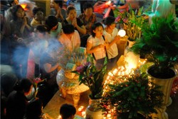 Những kiêng kị trong 'tháng cô hồn'
