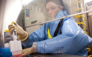 WHO xem xét thử nghiệm thuốc điều trị Ebola