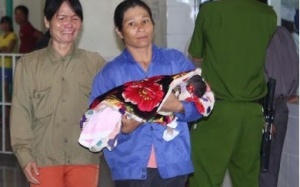 Gia hạn tạm giam y tá Thuận vì vụ 3 trẻ tử vong