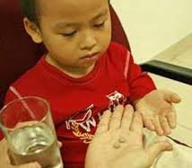 Lưu ý khi sử dụng kháng sinh cho trẻ