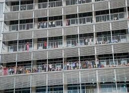 Nam bệnh nhân nhảy từ tầng 9 BV Chợ Rẫy đã tử vong