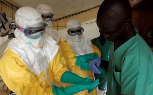 Thêm một bác sỹ Mỹ nhiễm Ebola ở Liberia