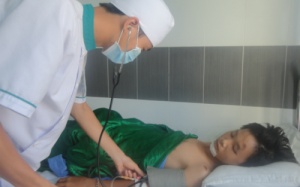 Cứu sống bé trai bị vỡ lá lách