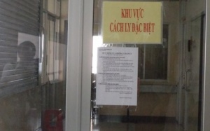 Thêm 3 hành khách VN về từ vùng dịch Ebola được cách ly