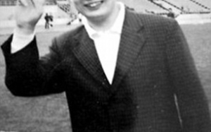 Nam sinh Trung Quốc đột tử vì hiến tinh trùng