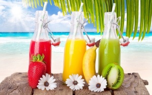 Detox thải sỏi 1 ngày bằng nước ép hoa quả