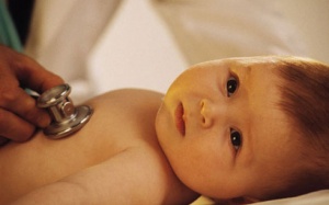 Cẩn trọng với viêm tiểu phế quản ở trẻ