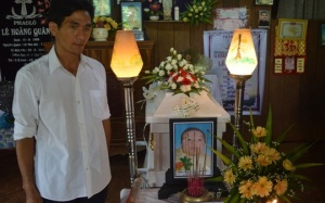 Bé tử vong sau khi tiêm vaccine: Gia đình không cho mổ tử thi