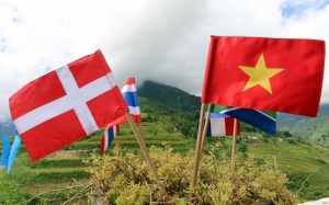 Gần 500 vận động viên trước ngày đua Marathon vượt núi