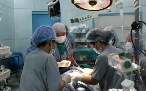 Bệnh viện Việt Đức chuyển giao kỹ thuật cho bệnh viện vệ tinh