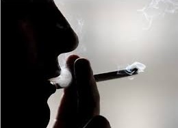 Hơn 5 vạn người Việt chết vì thuốc lá mỗi năm