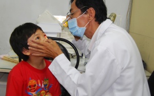 Bùng phát dịch đau mắt đỏ tại các tỉnh miền Bắc