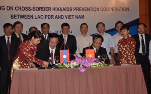 Phối hợp phòng, chống HIV/AIDS vùng biên giới