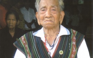 Kỷ lục người đàn ông cao tuổi nhất Việt Nam