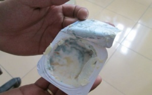 Tiêu chảy do uống sữa chua bị mốc