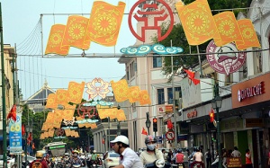 Hà Nội rực cờ hoa chào mừng 60 năm giải phóng thủ đô