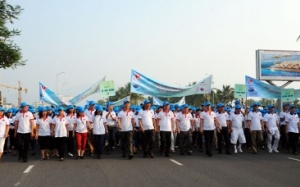 1.000 người đi bộ vì 'trái tim khỏe'