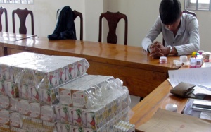 Thu giữ 350 hộp mỹ phẩm giả mang nhãn hiệu Vĩnh Tân