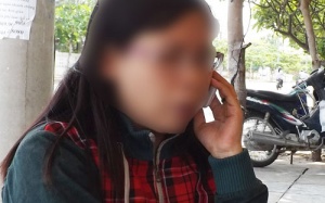  Vô cớ bóp cổ điều dưỡng viên