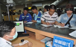 271 người từ vùng dịch Ebola nhập cảnh Việt Nam