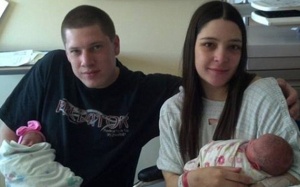 Mang thai 6 tháng mới biết có em bé