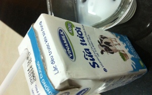 Mập mờ chất lượng sữa nguyên hộp!