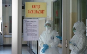 Kiểm soát chặt 3 người Hải Phòng về từ vùng dịch Ebola