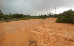 Quảng Ninh: Lũ lớn tràn đập, dân sơ tán khẩn cấp