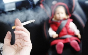 2/3 phụ nữ và trẻ em thường xuyên hít phải khói thuốc