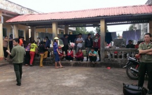 Sản phụ tử vong, người nhà vây bệnh viện