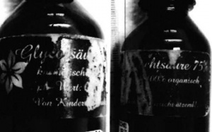 Phát hiện gel tẩy tế bào chết ăn mòn da