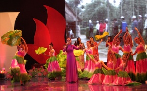 Ấn tượng đêm nghệ thuật 'Ân tình xứ Nghệ' 