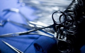 Lĩnh án tù do bỏ quên 'dị vật' trong mũi bệnh nhân