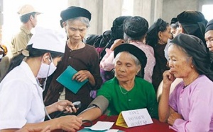 Thực hiện luân phiên bác sỹ về tuyến dưới