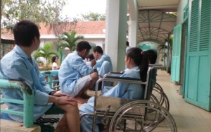  Người nhiễm HIV tham gia BHYT còn thấp