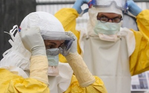 Thêm 200 người tử vong vì Ebola 